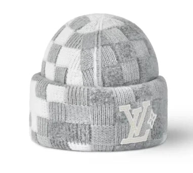 Louis Vuitton Crush Damoflage Pearls Beanie Cap (Gray White)
